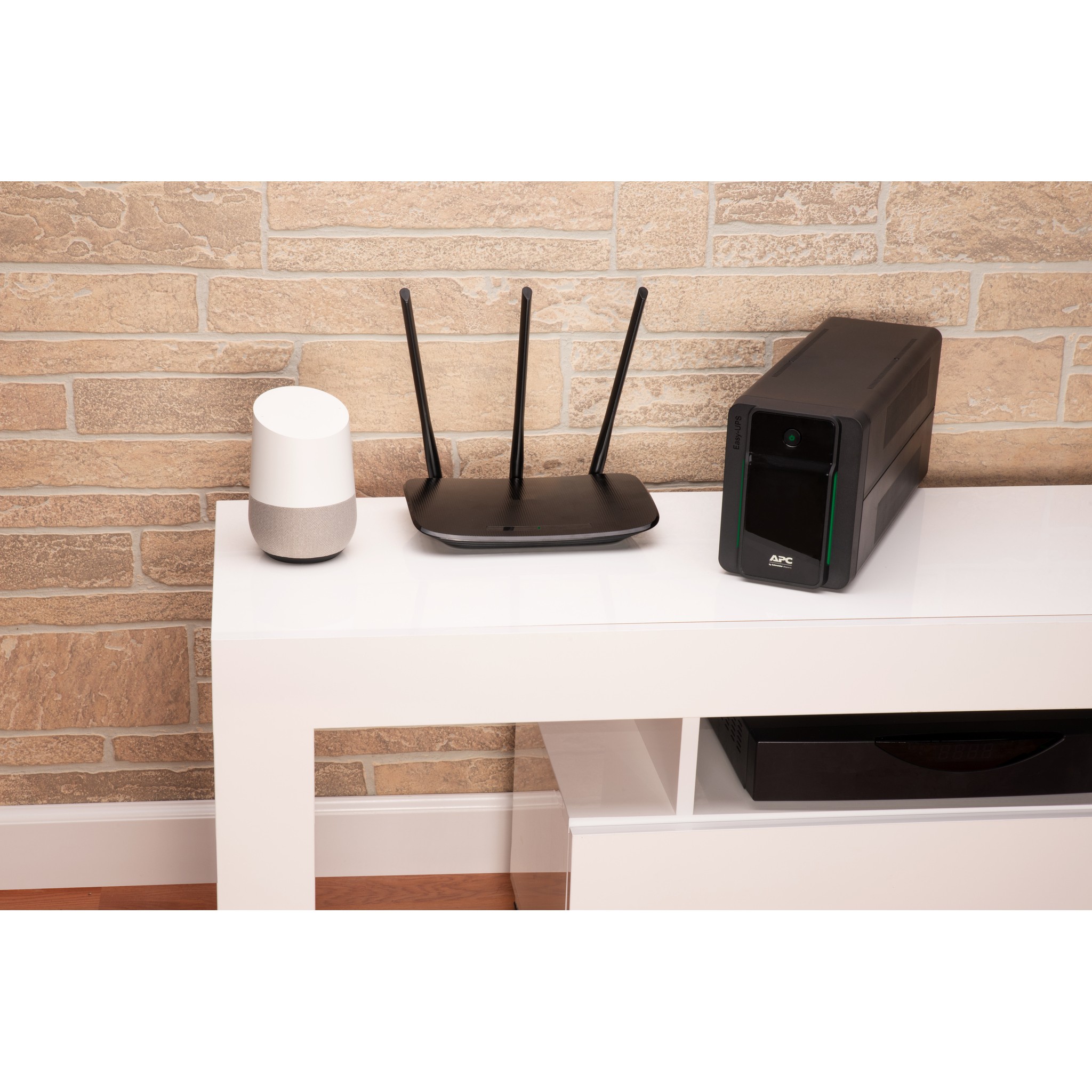 APC BVX900LI-GR Back-UPS 900VA / 480W Line-Interactive UPS me AVR, Schuko Sockets (230V) - Figura 5