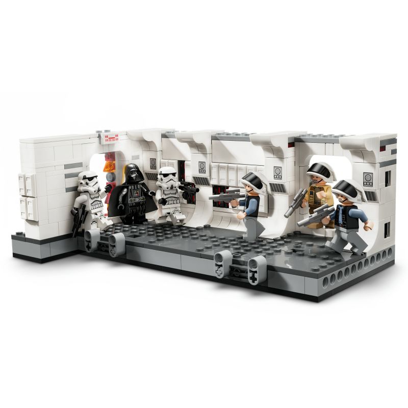 LEGO Star Wars Boarding the Tantive IV 75387 - Figura 2