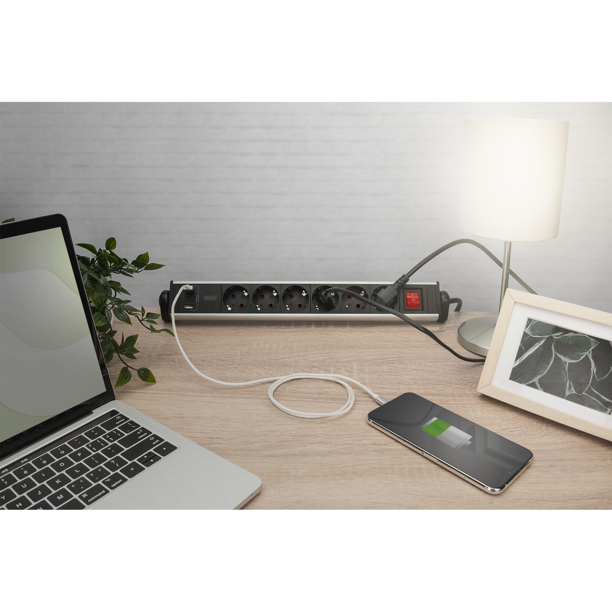 Kabllo për Furnizim me Energji Digitus 6-Fach Steckdosenleiste mit 2xUSB-A| 1xUSB-C dhe Shkarkues i Zi/Silver - Figura 3