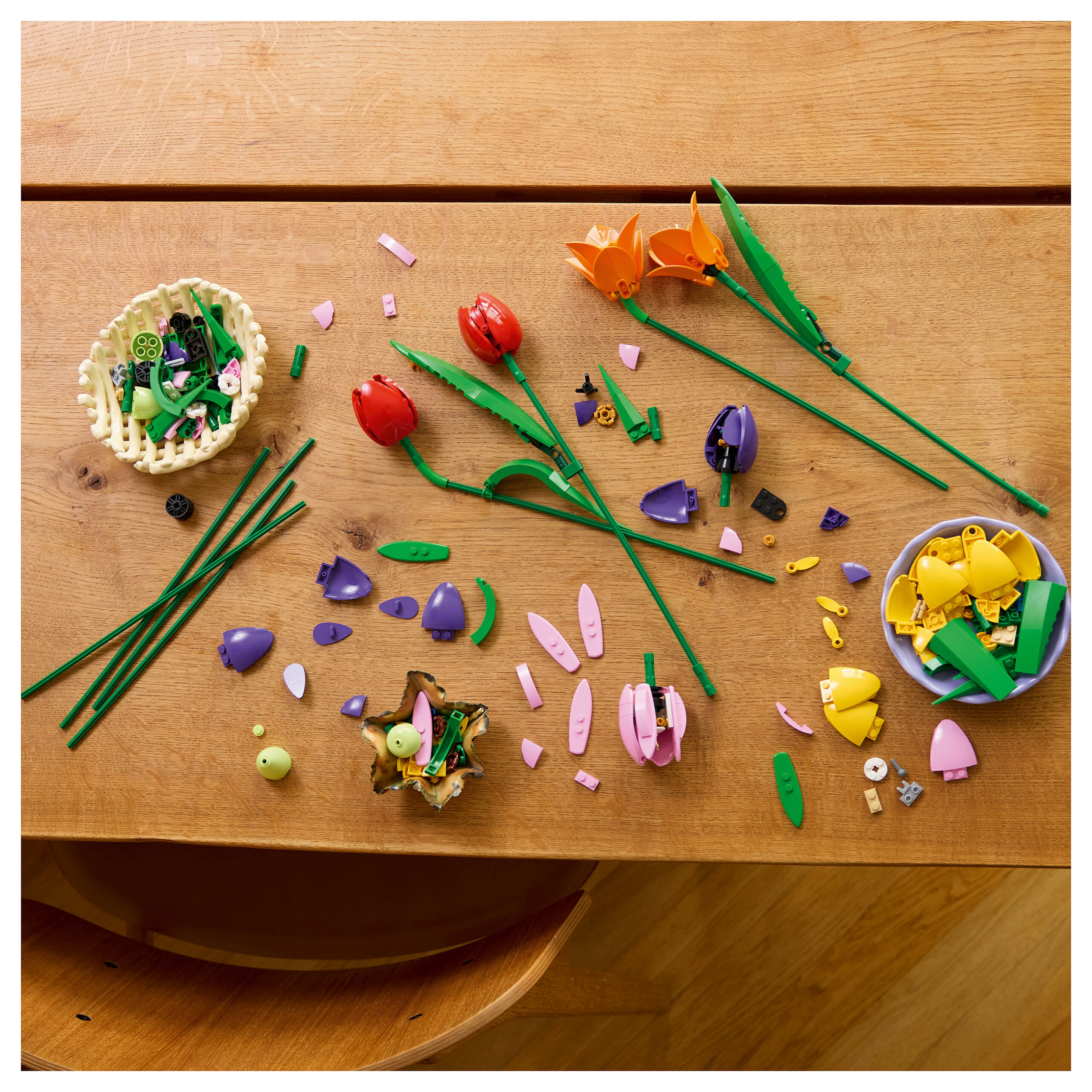 LEGO Botanicals Tulip Bouquet 11501 - Figura 3