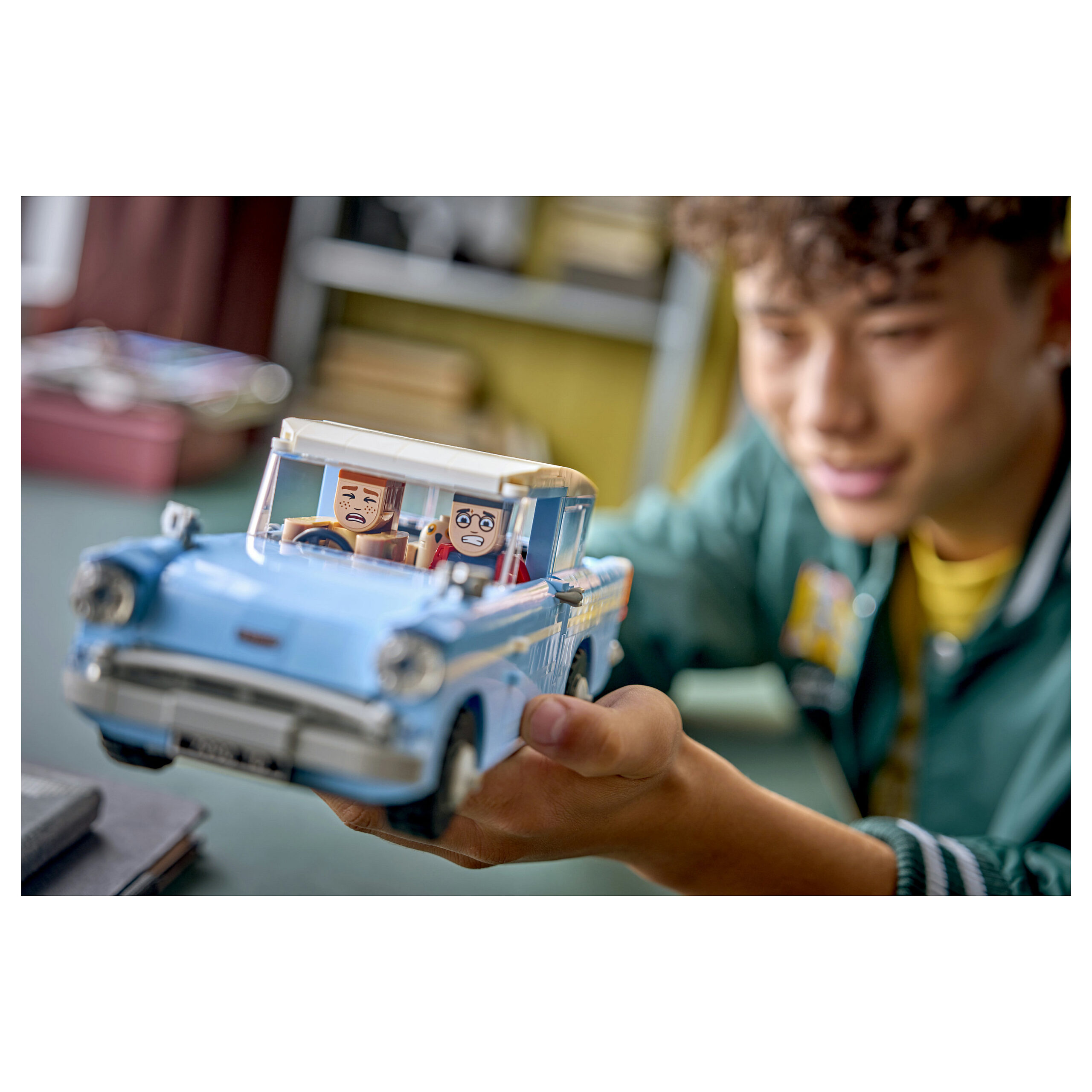 LEGO Harry Potter Flying Ford Anglia 76470 - Figura 3