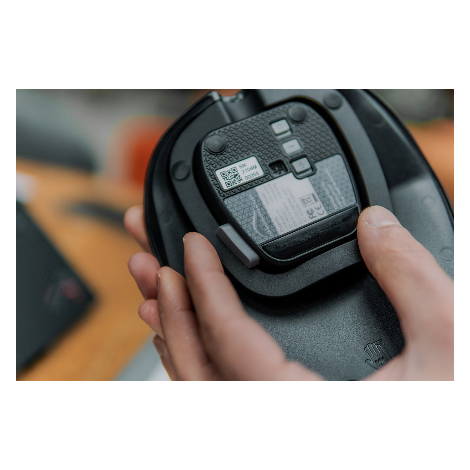 Maus pa kabllo BakkerElkhuizen HandShoeMouse Shift Medium – Zezë - Figura 4