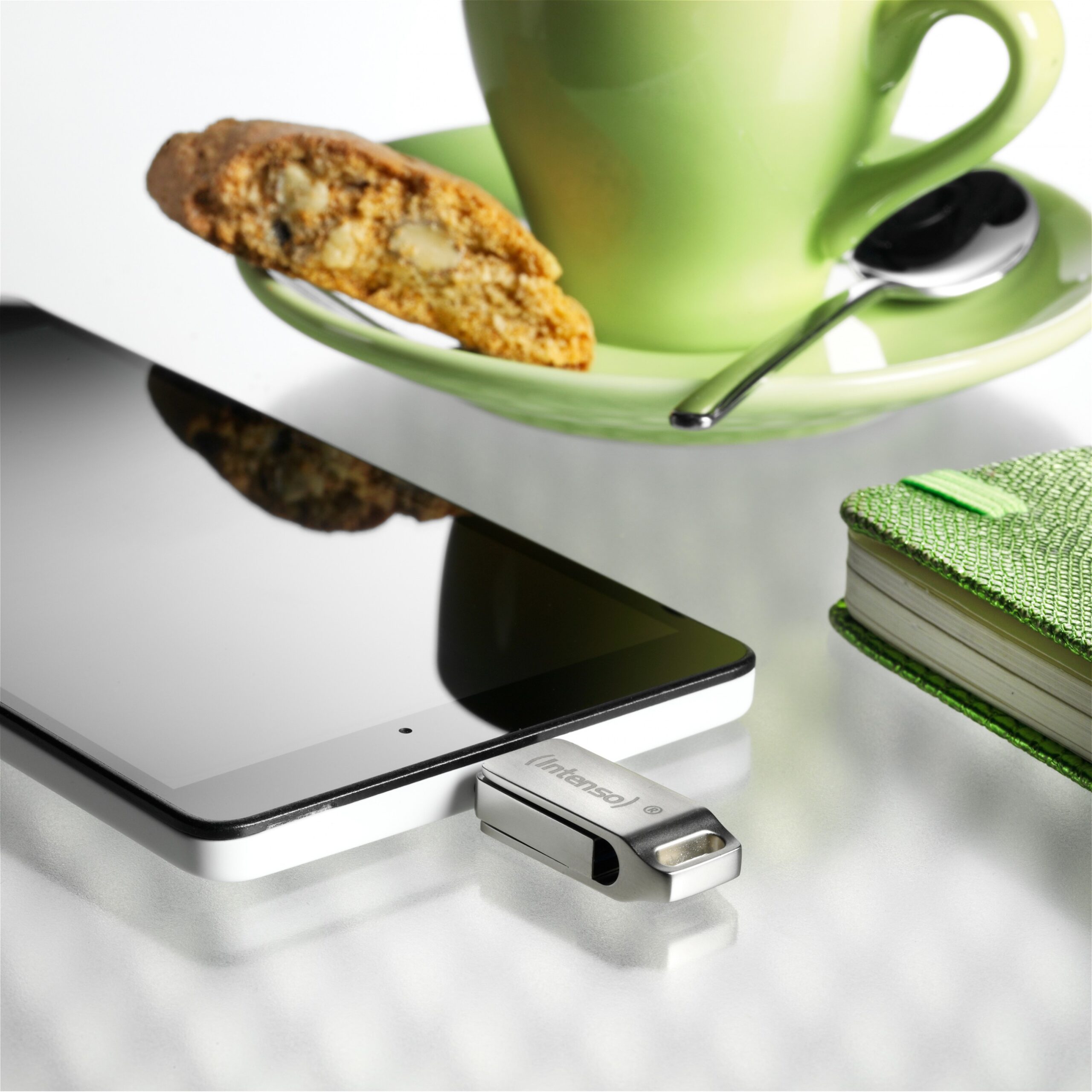 USB Flash Drive STICK Intenso cMobile Line 32 GB - Silver - Figura 4