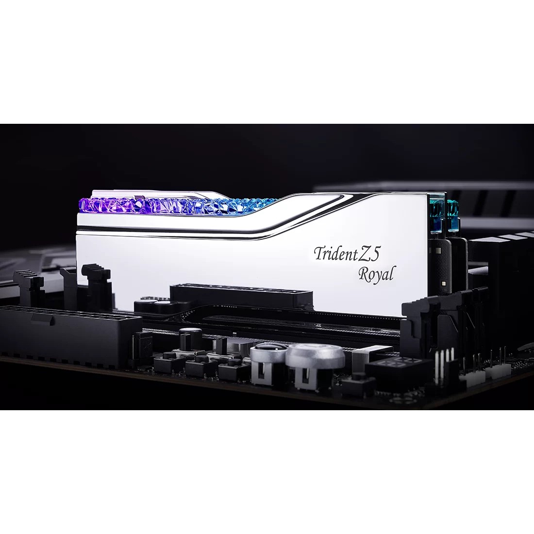 RAM Memorie DDR5 G.Skill Trident Z5 RGB Royal 32GB (2x16GB) 6400MHz CL32 Dual Channel Kit / TR5S - Figura 3