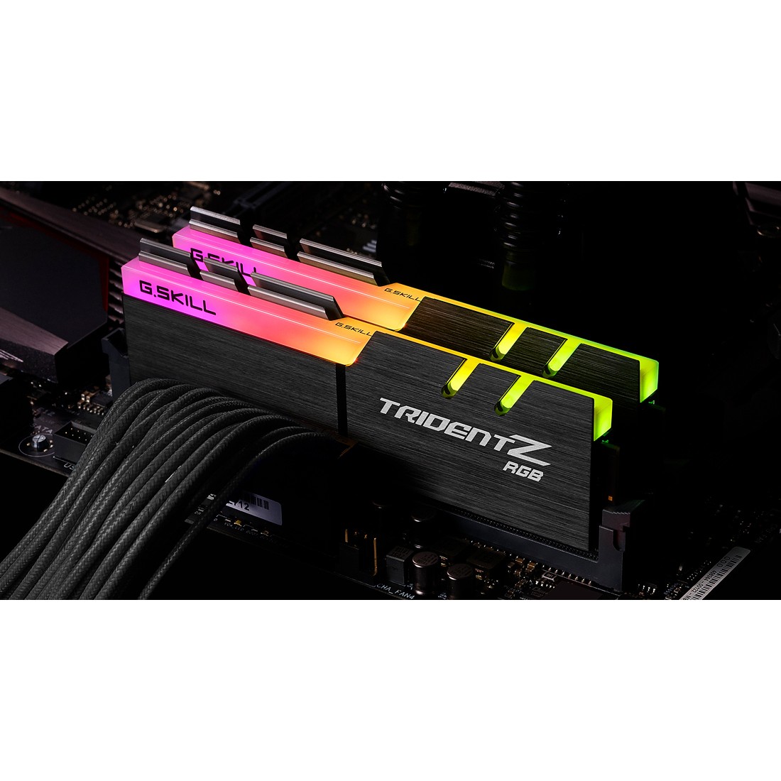 RAM Memorie DDR4 G.Skill Trident Z RGB 32GB (2x16GB) 3600MHz CL18 Dual Channel Kit / 32GTZR - Figura 4