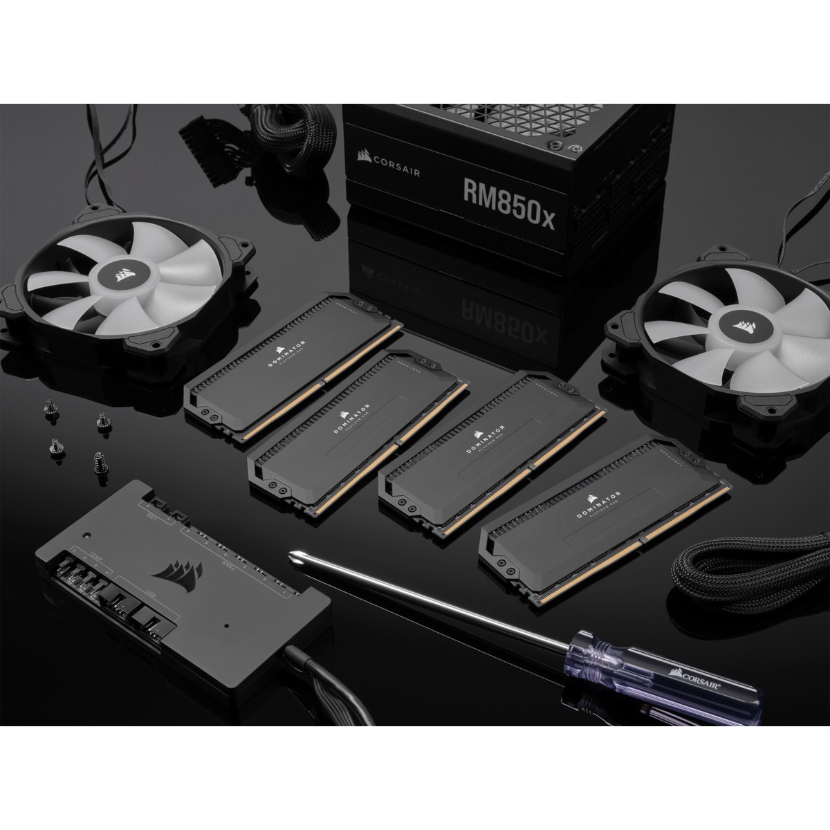 RAM Memorie DDR5 CORSAIR DIMM Kit 64 GB / 6600 MT/s – CL32 – DOMINATOR PLATINUM RGB – INTEL XMP / Zezë - Figura 4