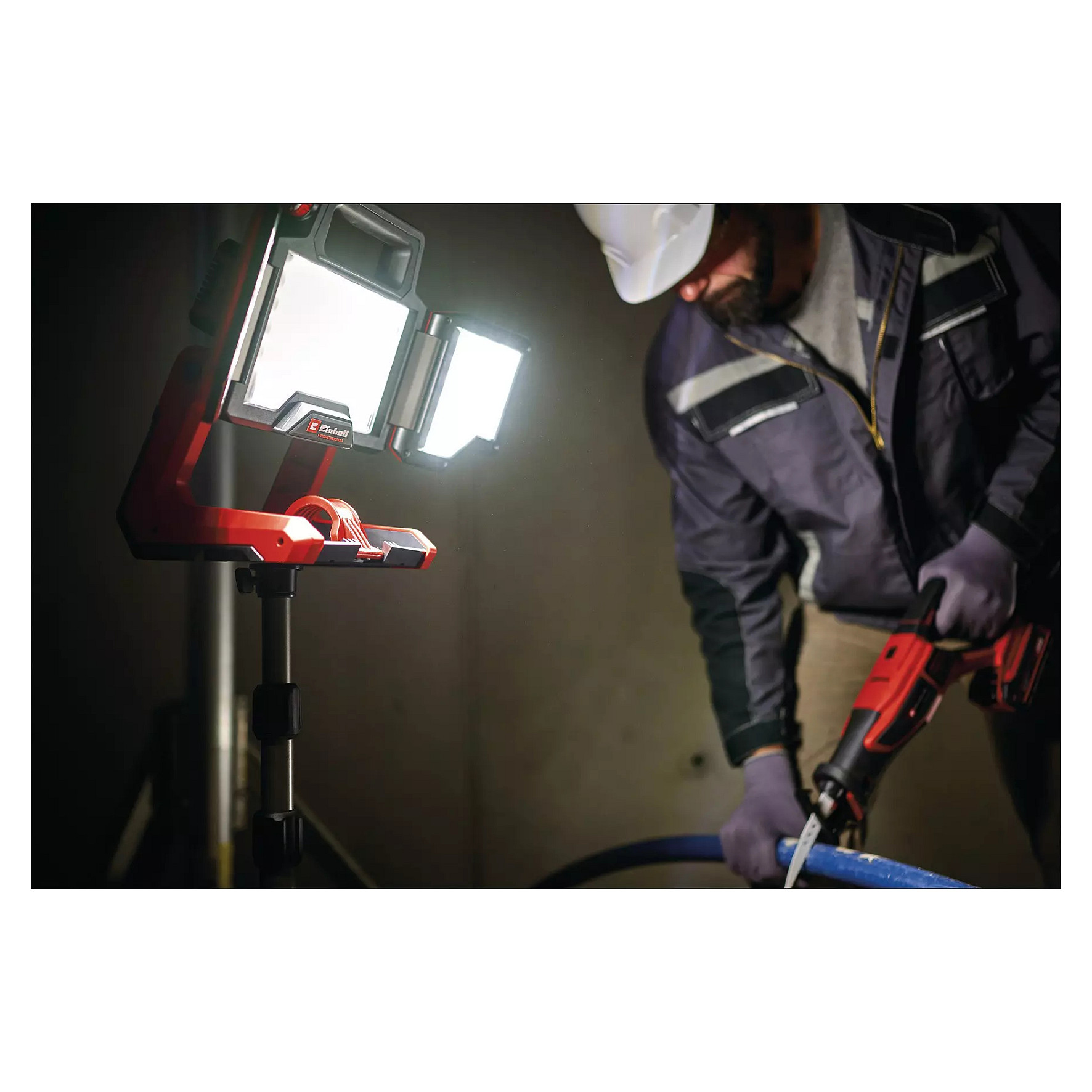 Llambë Pune LED me bateri Einhell TP-CL 18/3000 Li Set - Figura 2