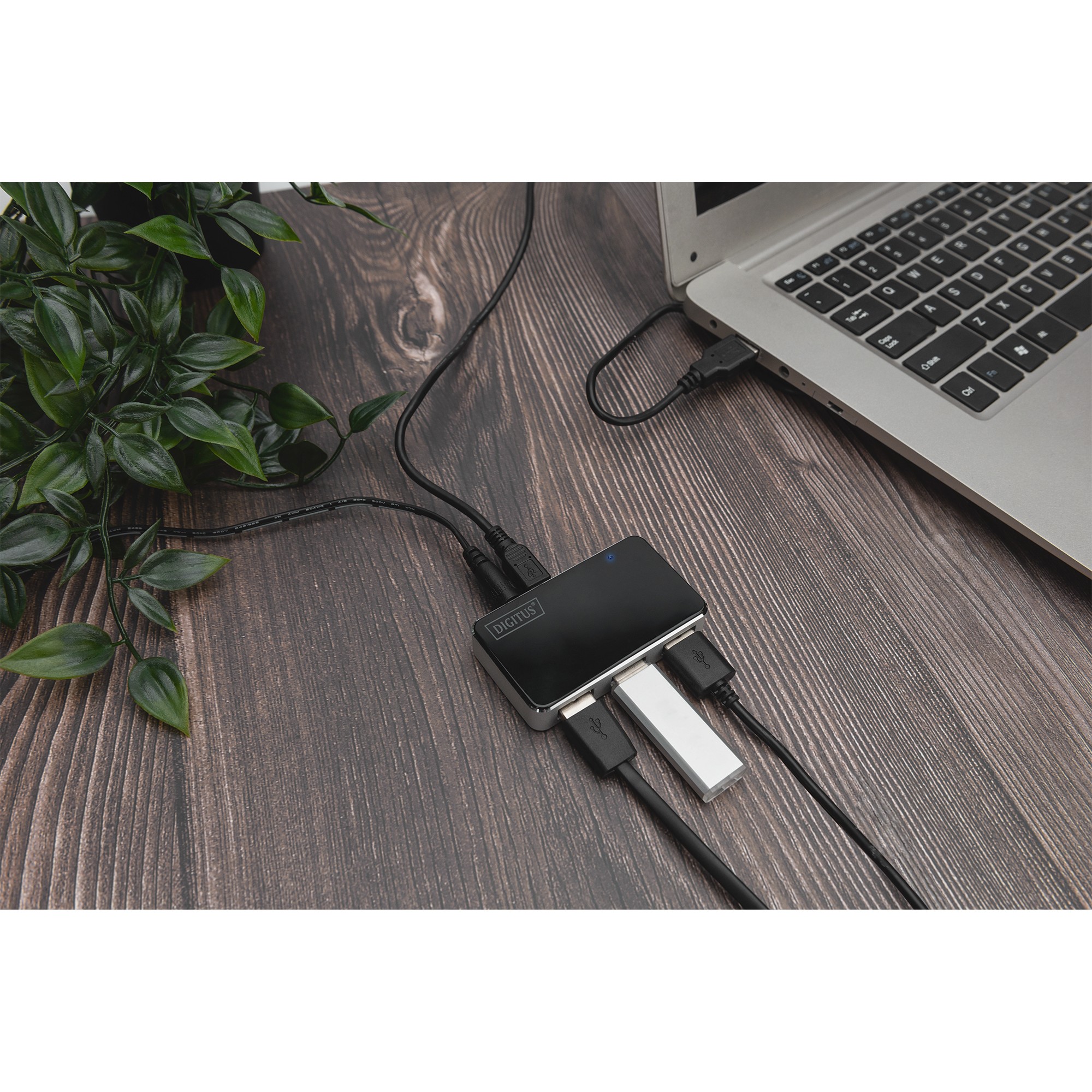 Hub USB Digitus DA-70220, 4 porte USB 2.0 - Figura 2