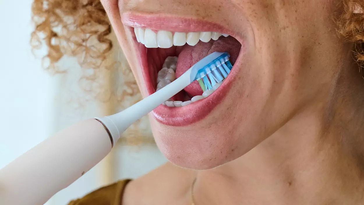 Koka zëvendësuese për brushë elektrike Philips Sonicare C3 Premium Plaque Defence HX9044/87 / 4 Copë - Bardhë - Figura 3
